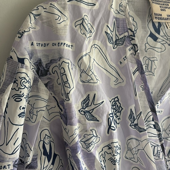 Baum und Pferdgarten tattoo blue white print tie wrap blouse - Picture 3 of 9